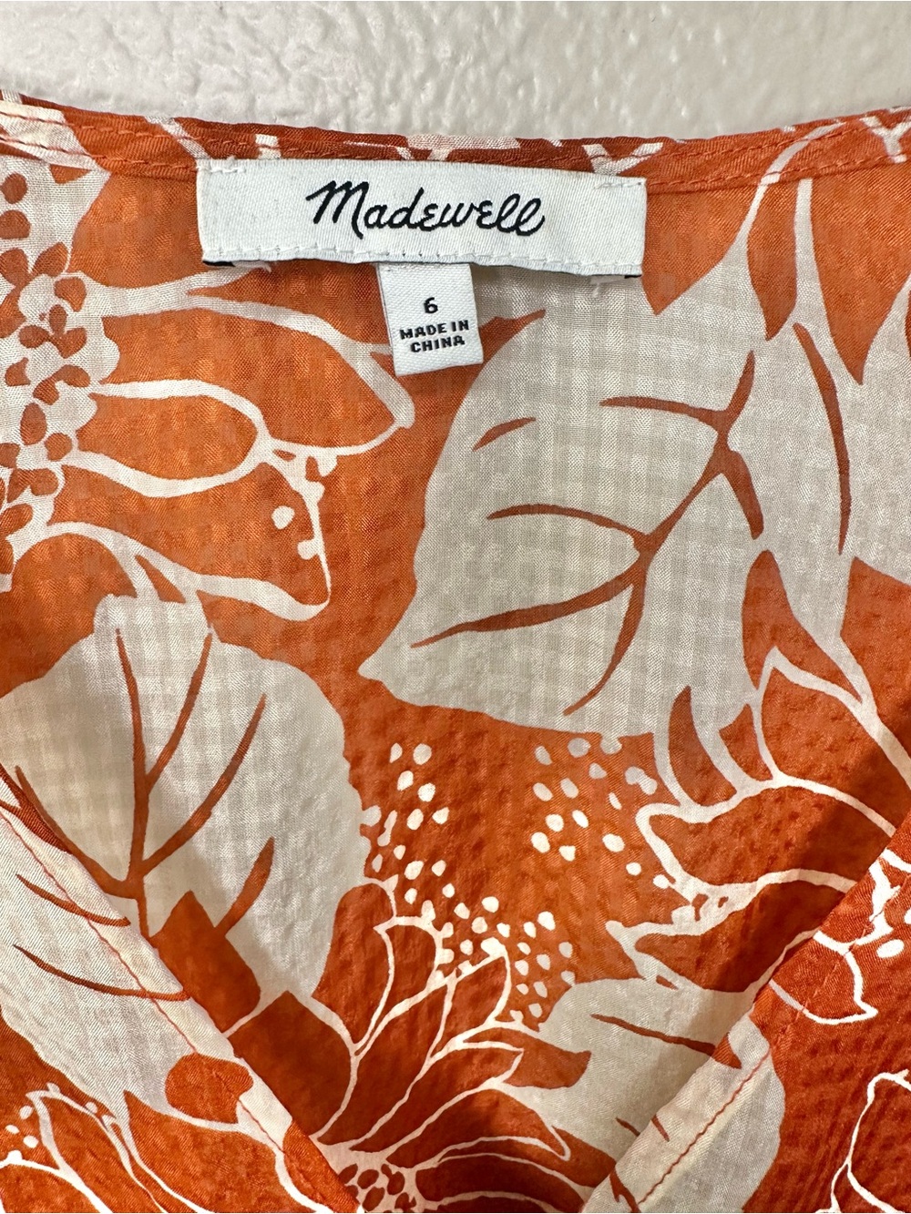 Madewell Journal Sunflower Season Keyhole Silk Short Sleeve Blouse - Picture 4 of 9